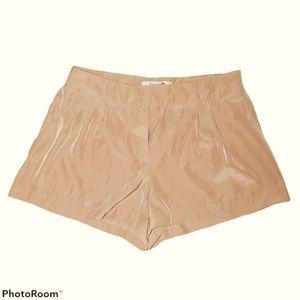 Forever 21 Light Weight Pleated Dress Shorts with Pockets 411